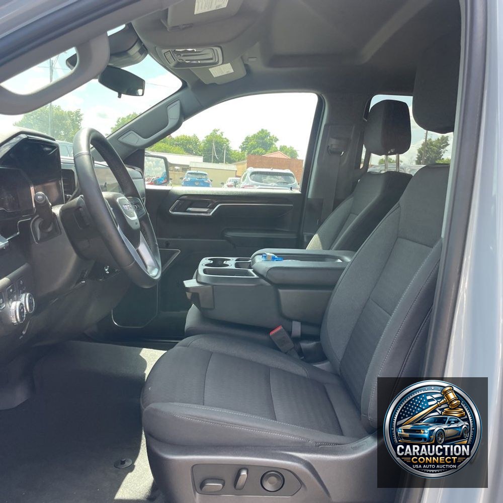 2024 GMC Sierra 1500 Elevation Standard