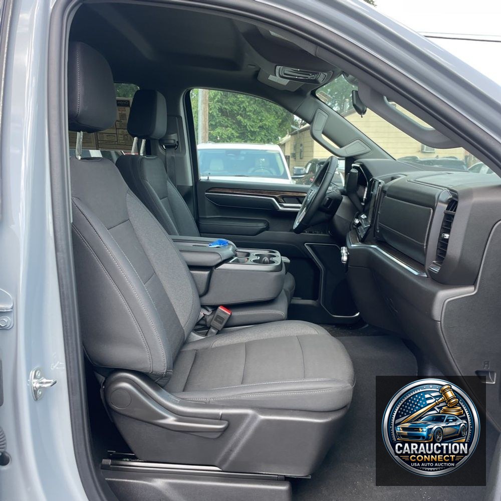 2024 GMC Sierra 1500 Elevation Standard