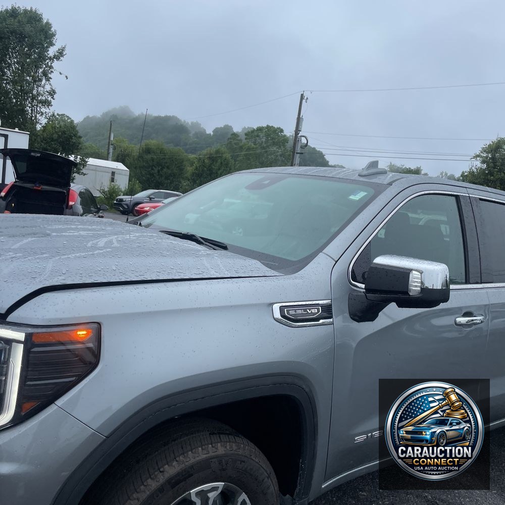 2025 GMC Sierra 1500 SLT