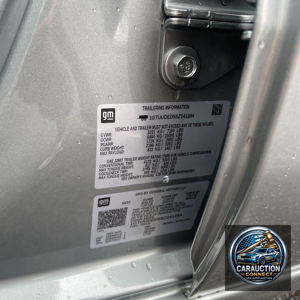 2025 GMC Sierra 1500 SLT