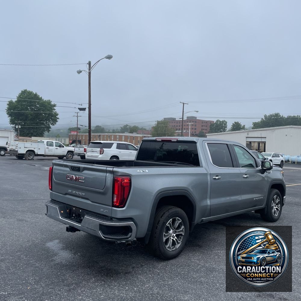 2025 GMC Sierra 1500 SLT