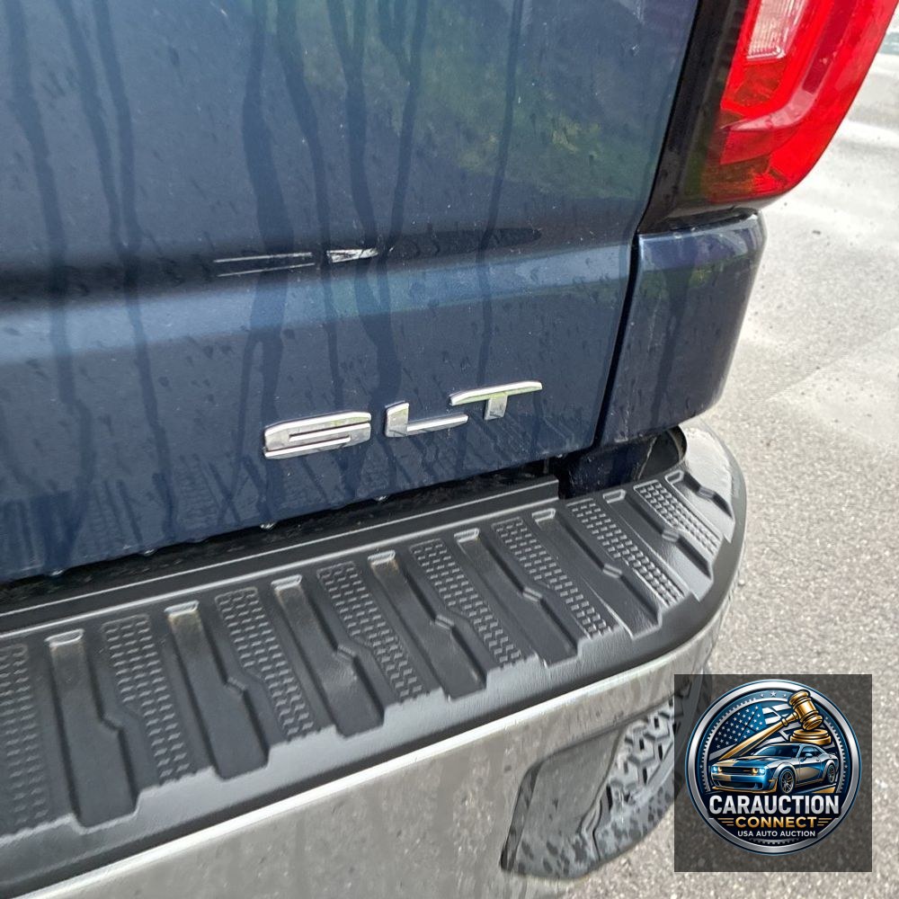 2023 GMC Sierra 1500 SLT