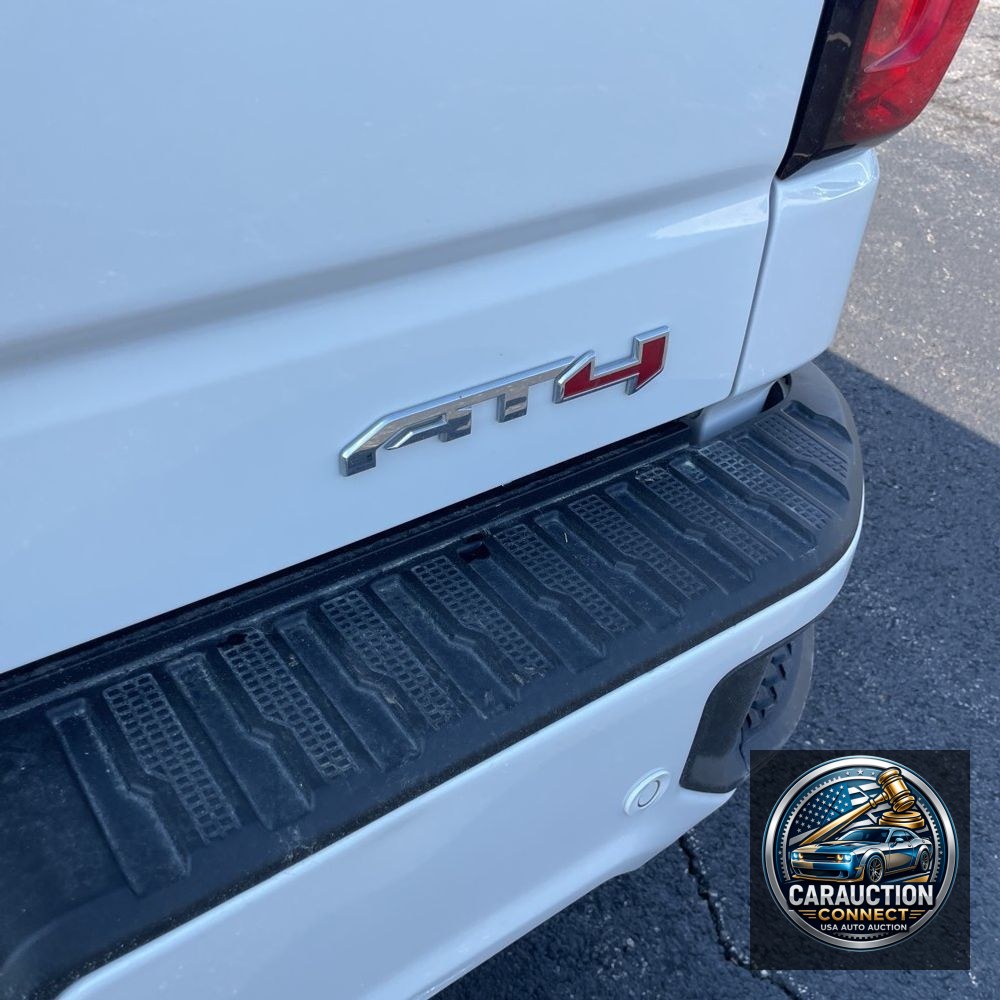 2023 GMC Sierra 1500 AT4