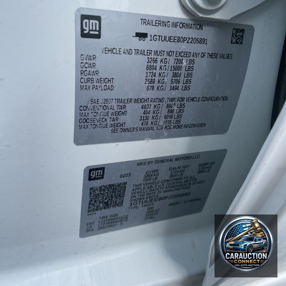 2023 GMC Sierra 1500 AT4