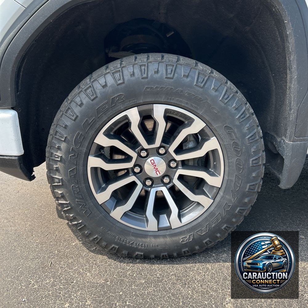 2023 GMC Sierra 1500 AT4