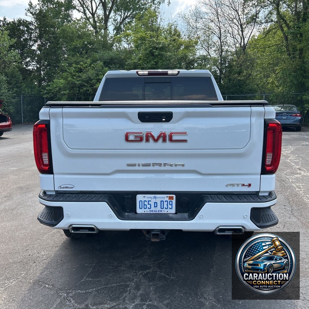 2023 GMC Sierra 1500 AT4