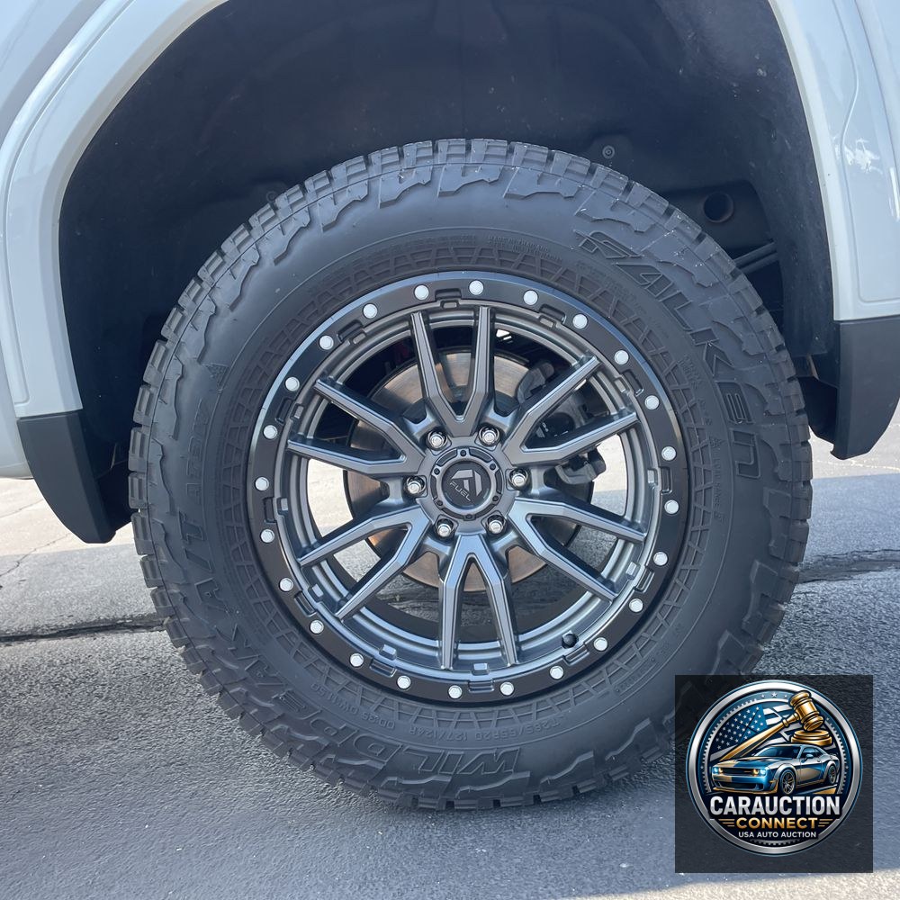 2023 GMC Sierra 1500 AT4