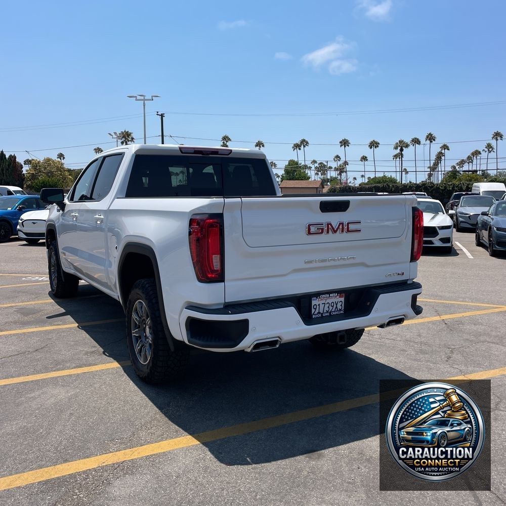 2024 GMC Sierra 1500 AT4