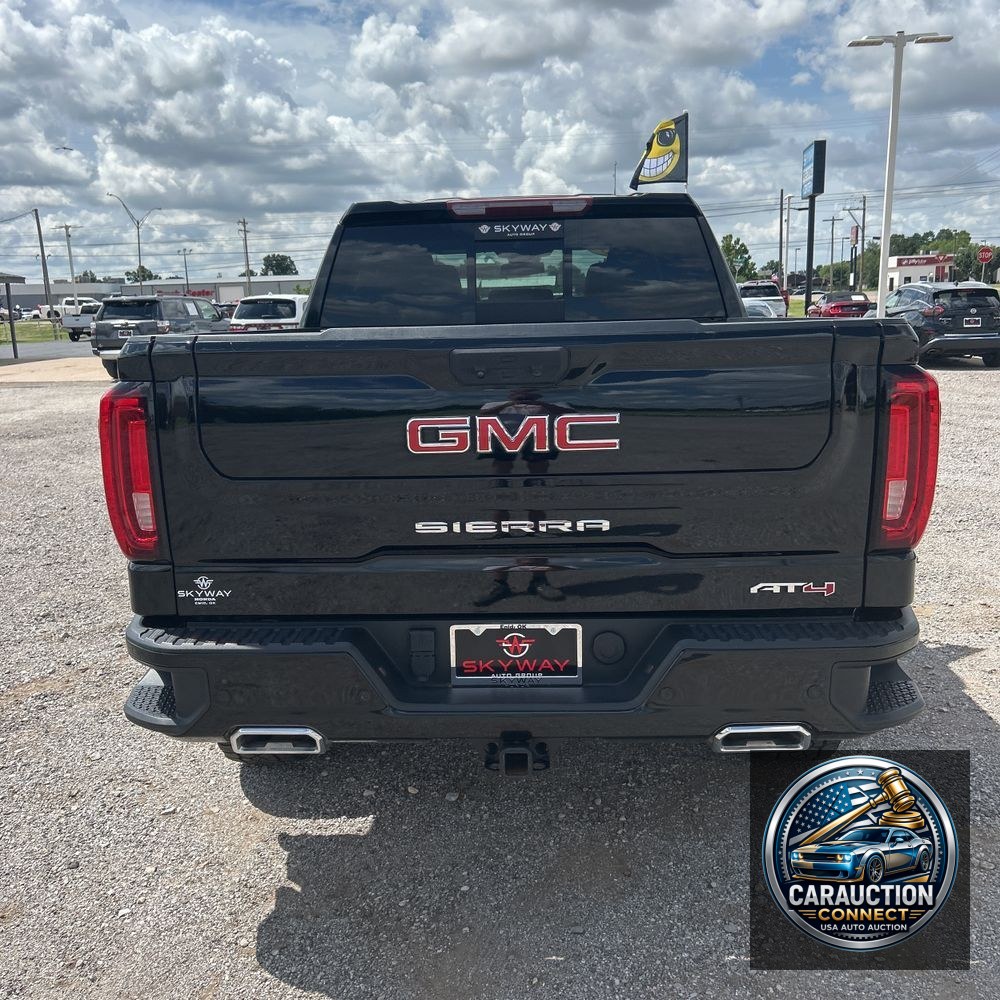 2023 GMC Sierra 1500 AT4