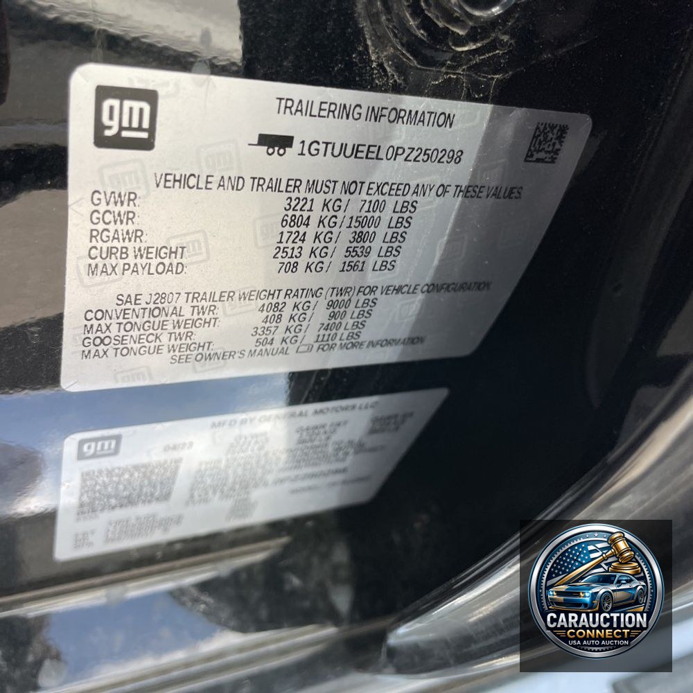 2023 GMC Sierra 1500 AT4
