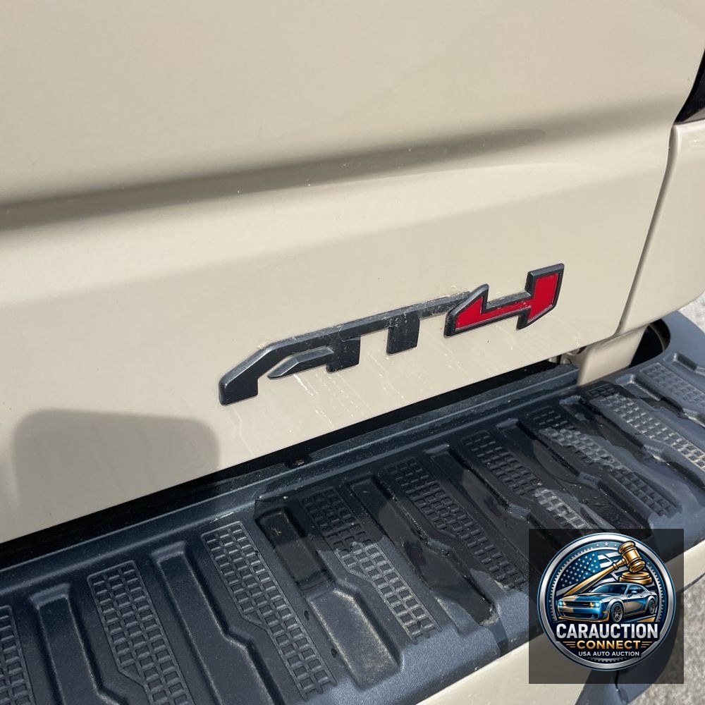 2023 GMC Sierra 1500 AT4