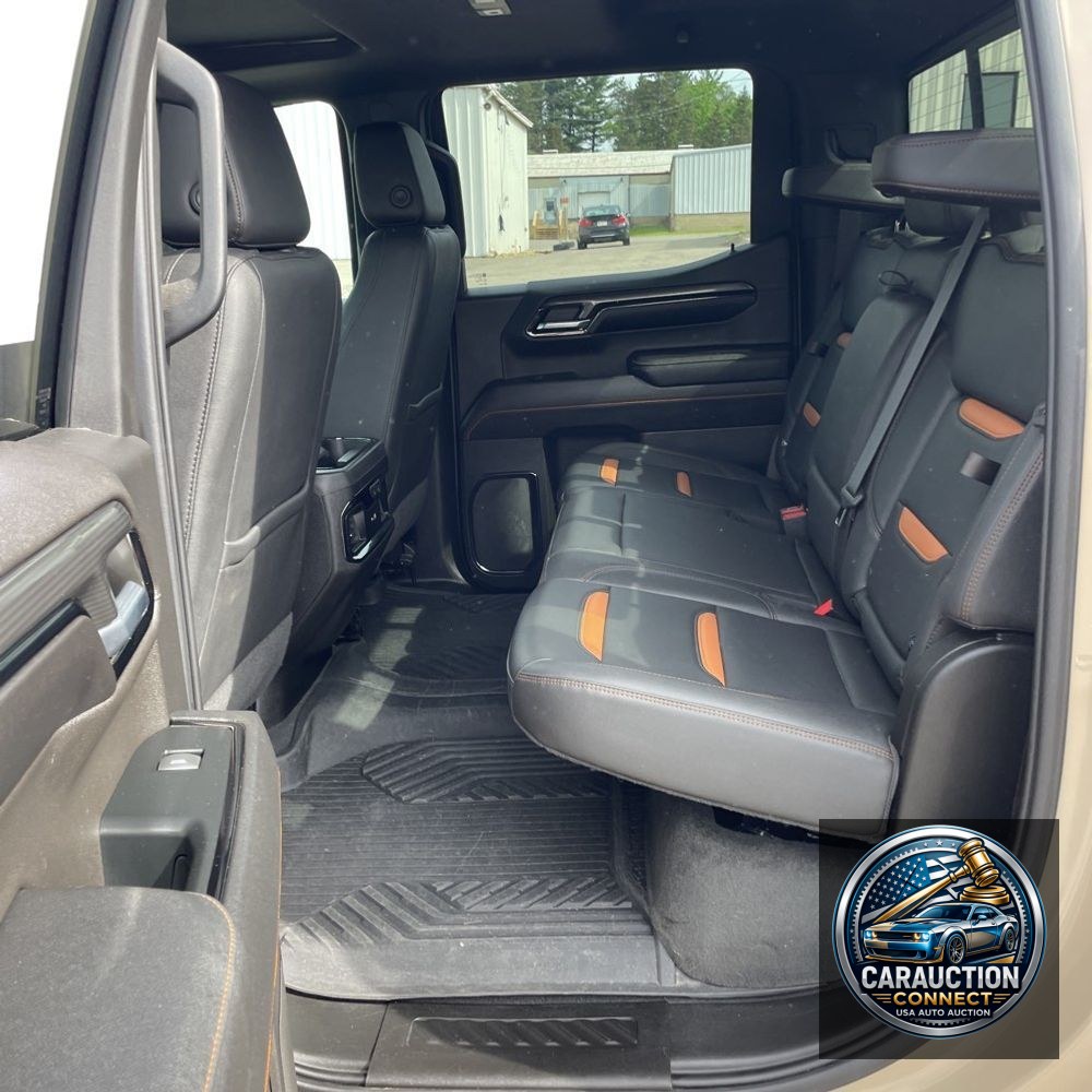2023 GMC Sierra 1500 AT4
