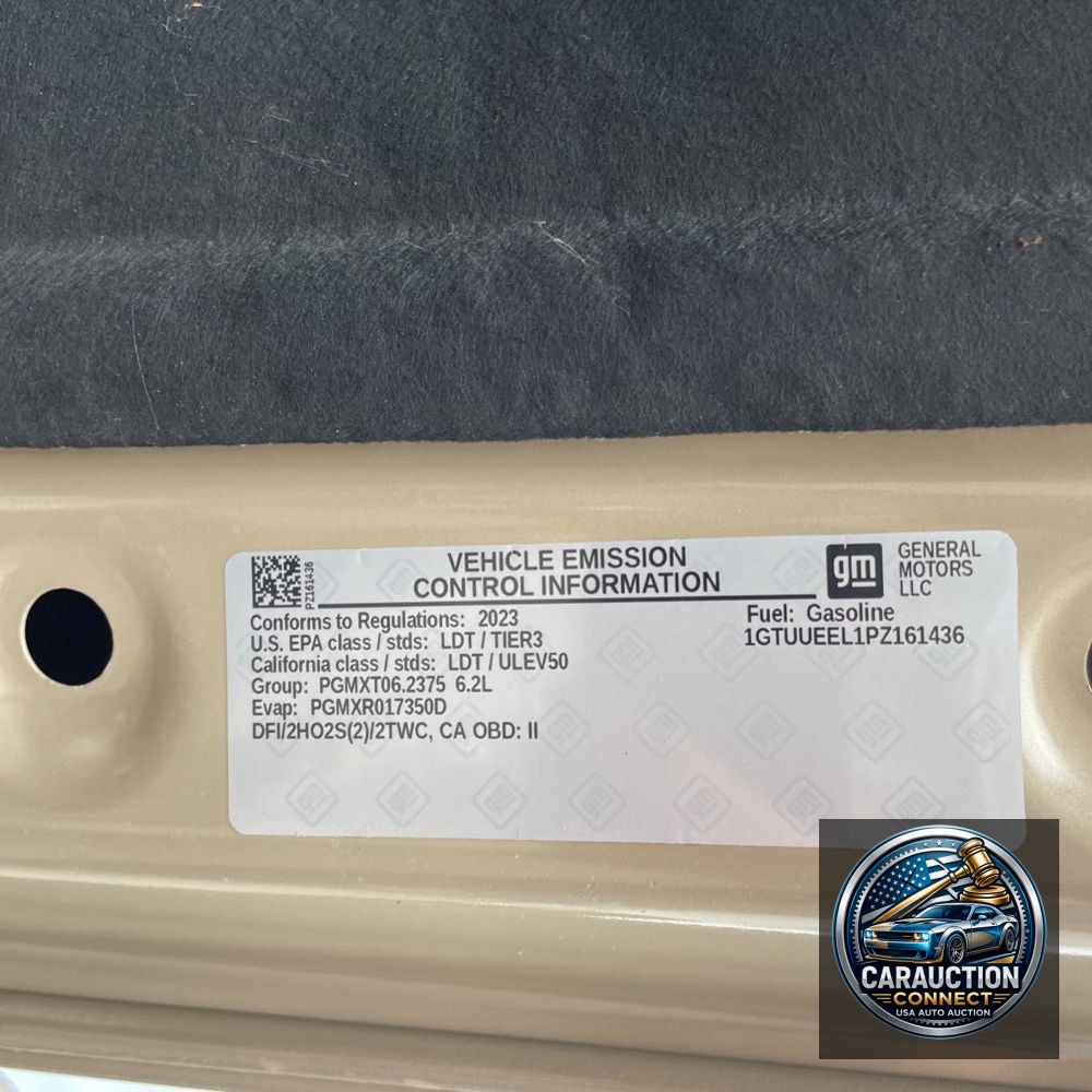 2023 GMC Sierra 1500 AT4