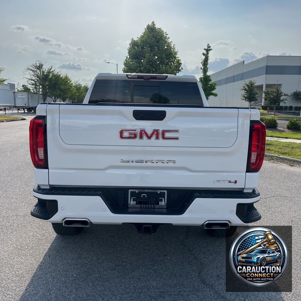 2024 GMC Sierra 1500 AT4
