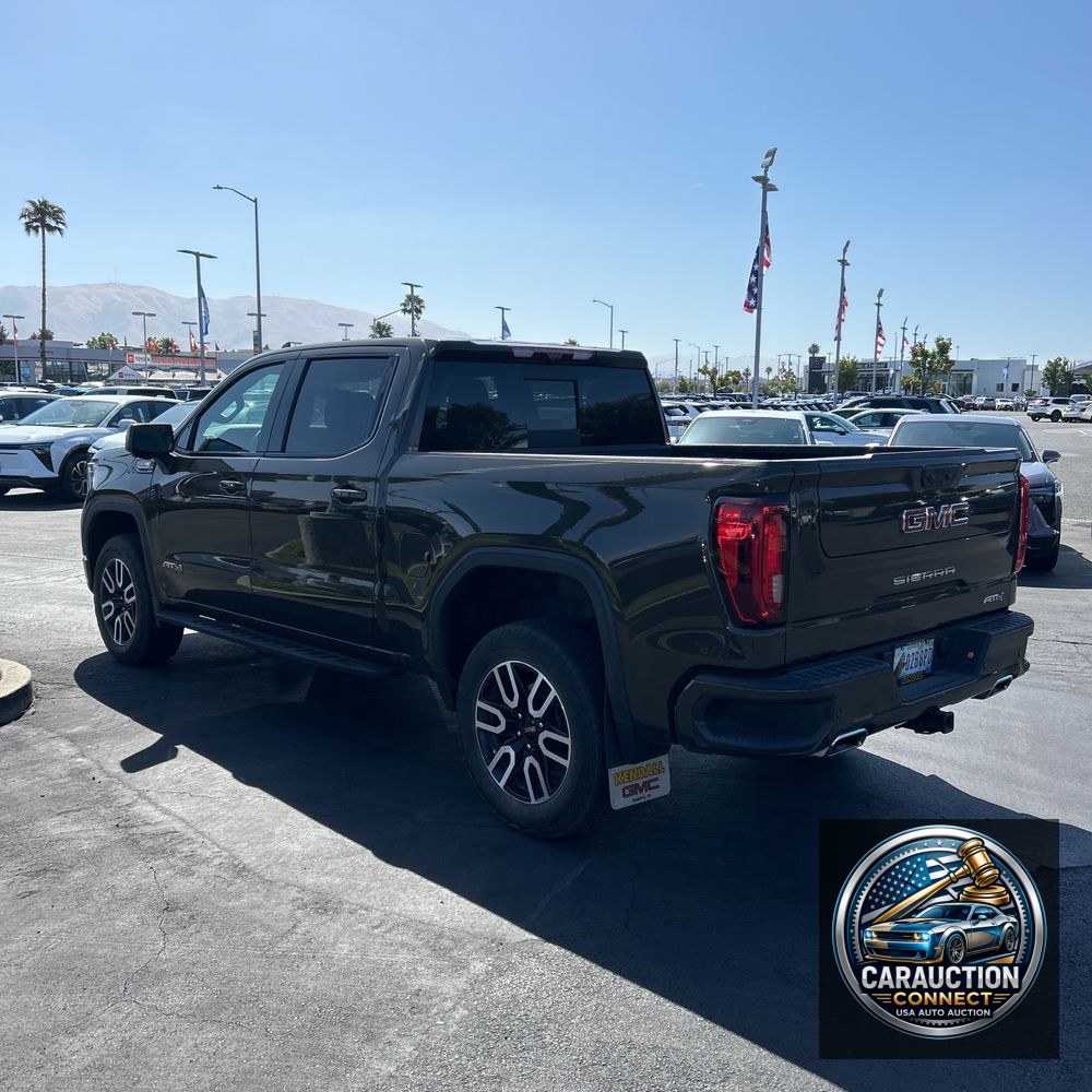 2024 GMC Sierra 1500 AT4