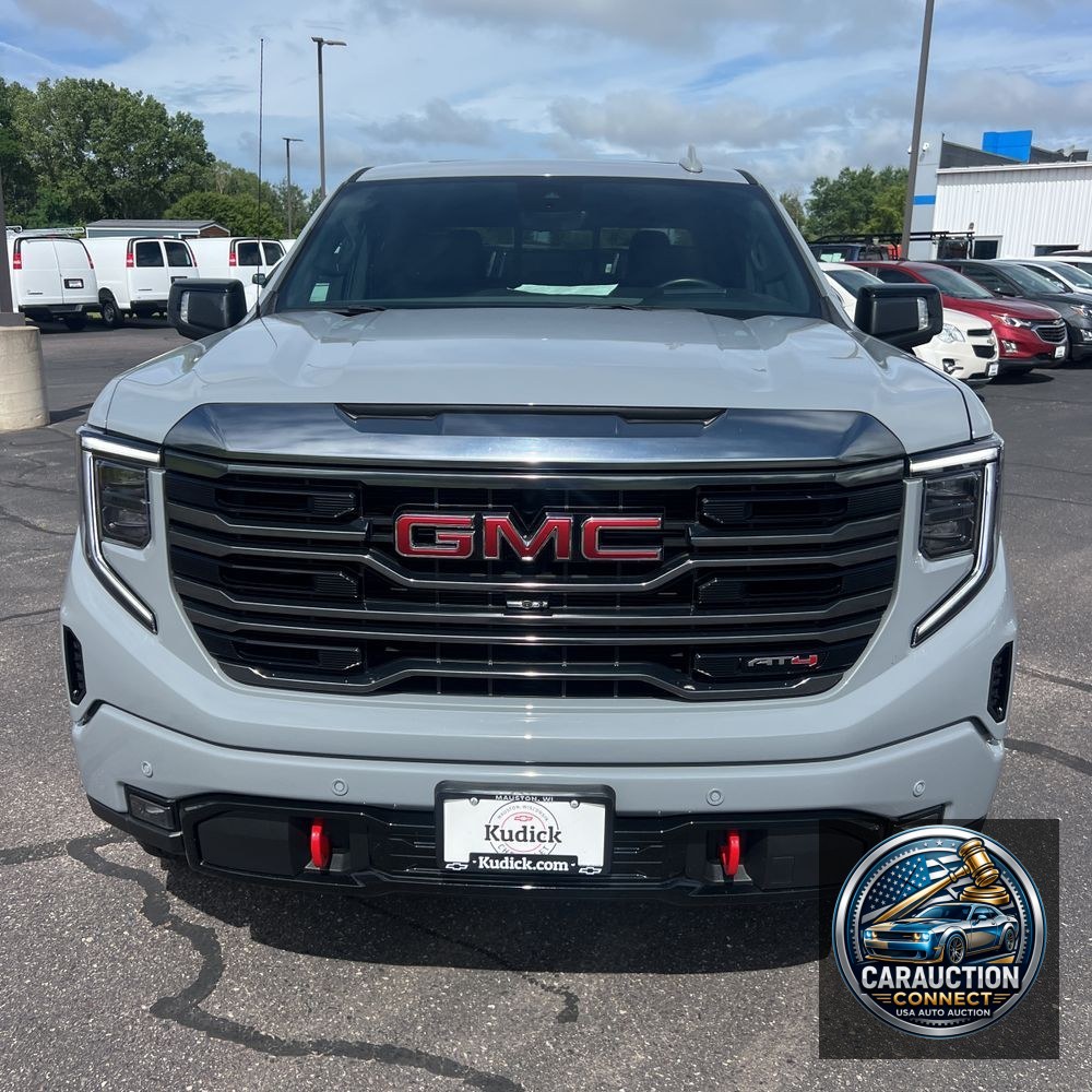2024 GMC Sierra 1500 AT4