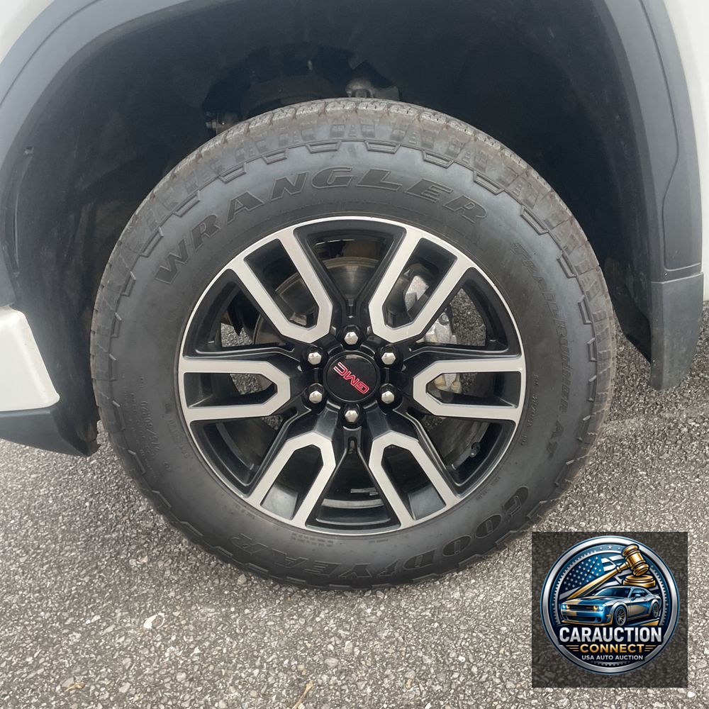 2023 GMC Sierra 1500 AT4