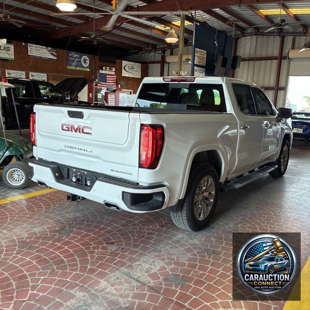 2023 GMC Sierra 1500 Denali