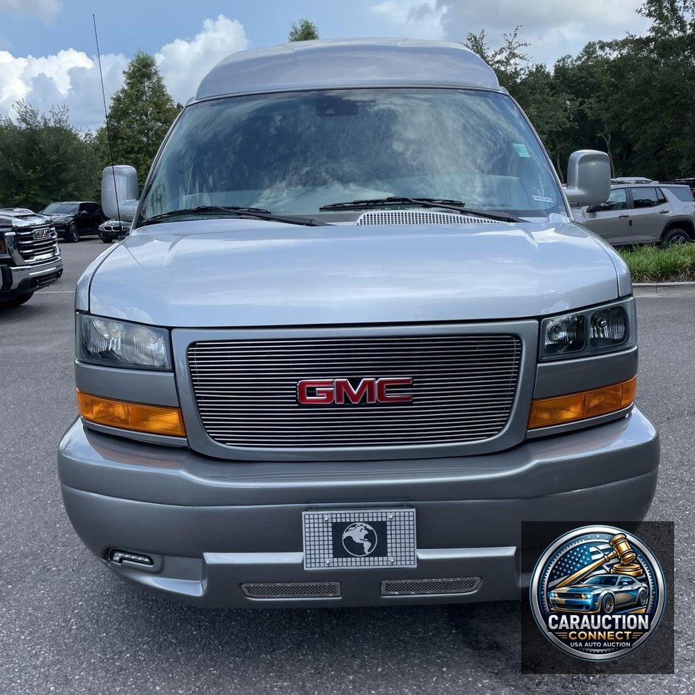 2025 GMC Savana 2500