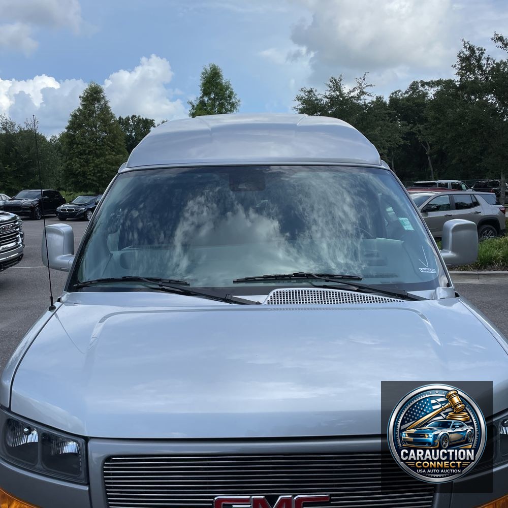 2025 GMC Savana 2500