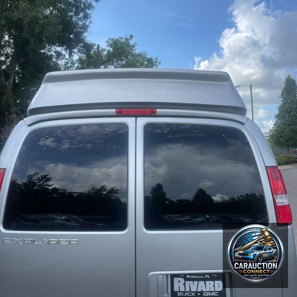 2025 GMC Savana 2500