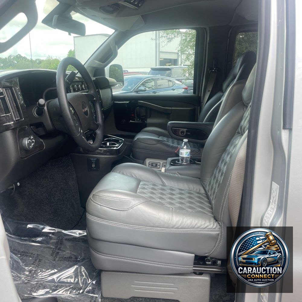 2025 GMC Savana 2500