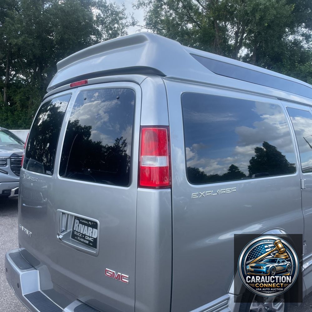 2025 GMC Savana 2500