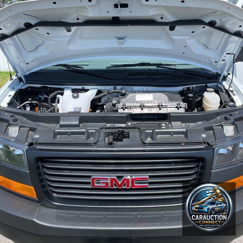 2025 GMC Savana 3500