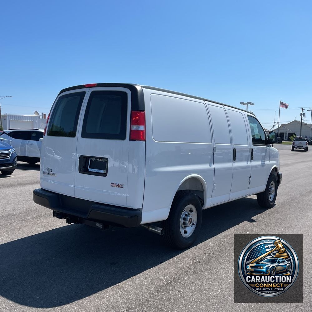 2025 GMC Savana 3500