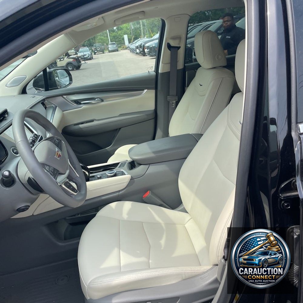 2025 Cadillac XT5 Premium Luxury
