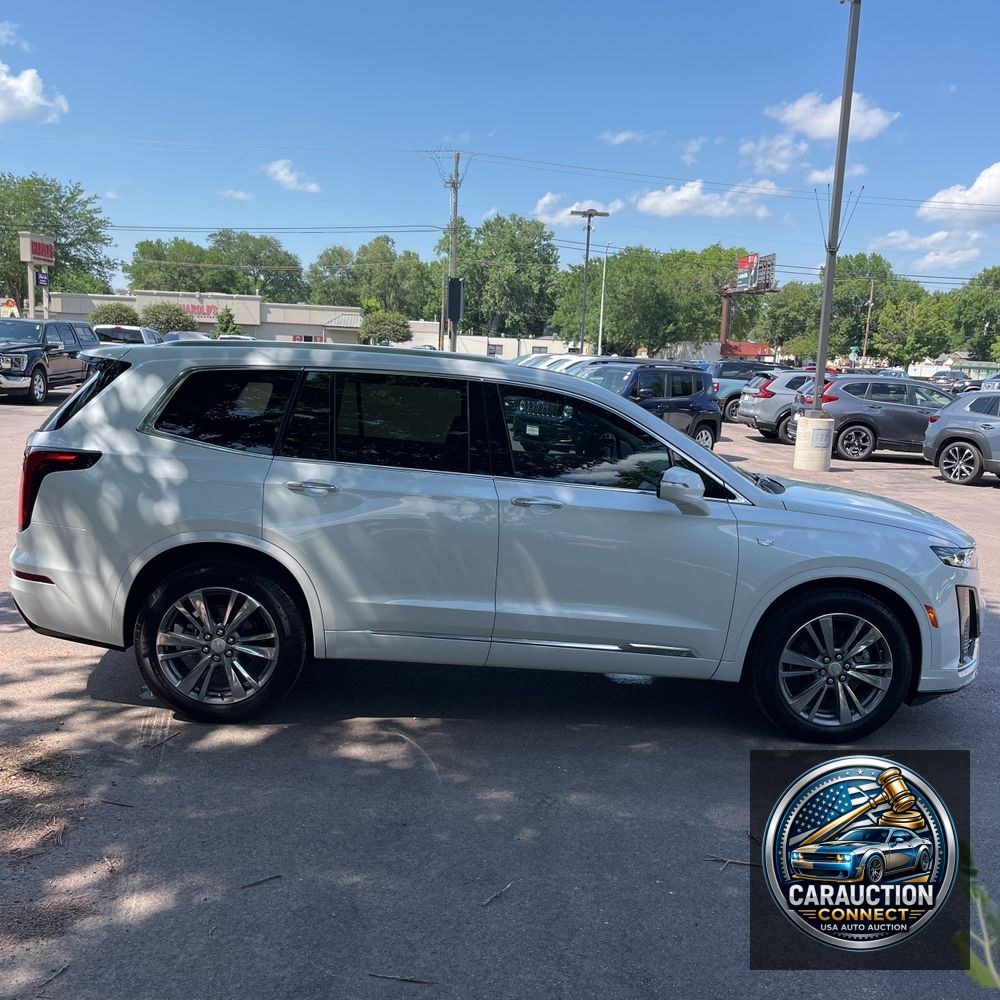 2025 Cadillac XT6 Premium Luxury