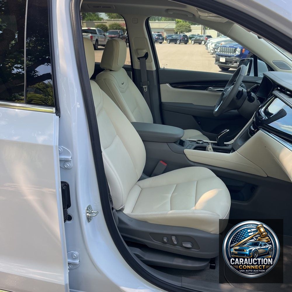 2025 Cadillac XT6 Premium Luxury