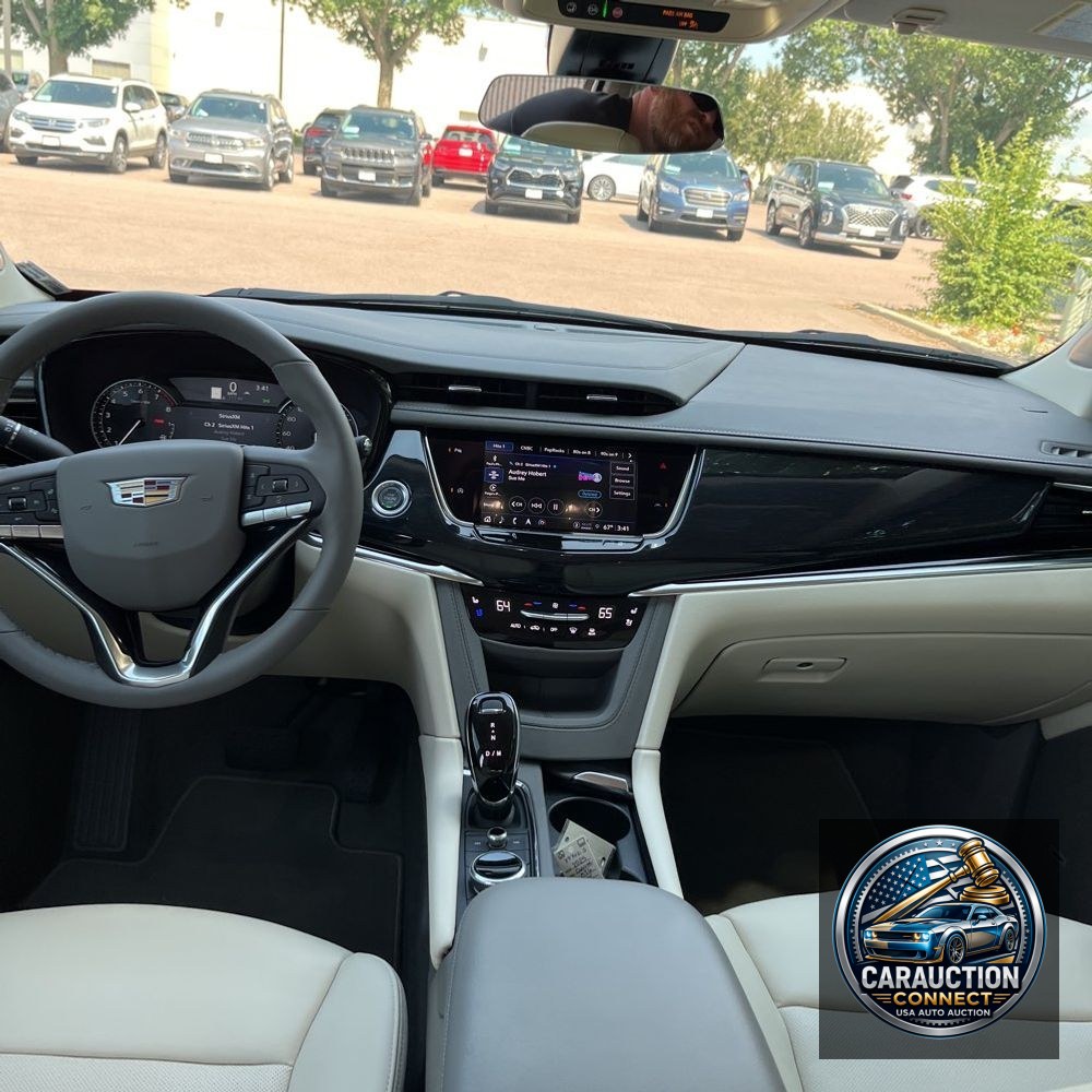 2025 Cadillac XT6 Premium Luxury