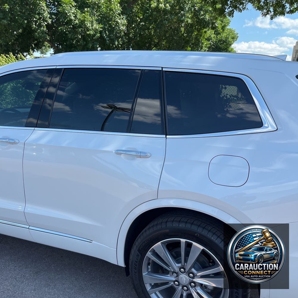 2025 Cadillac XT6 Premium Luxury