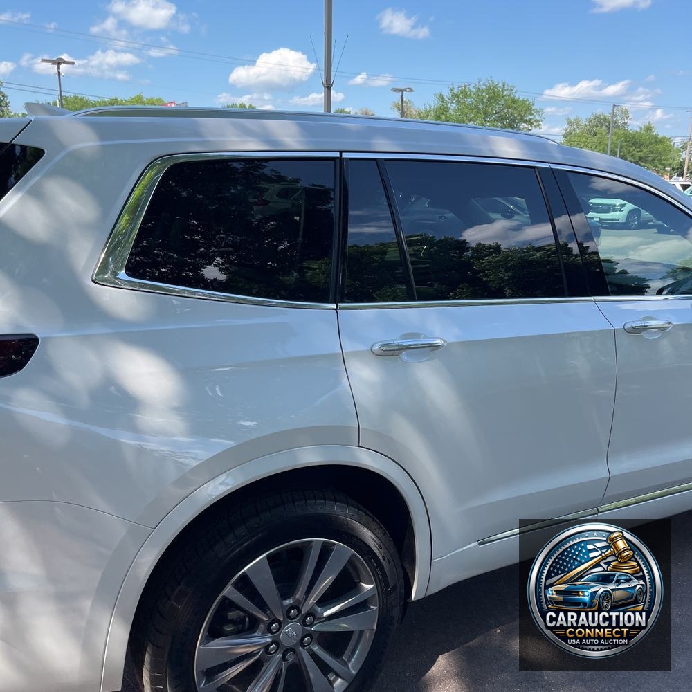 2025 Cadillac XT6 Premium Luxury