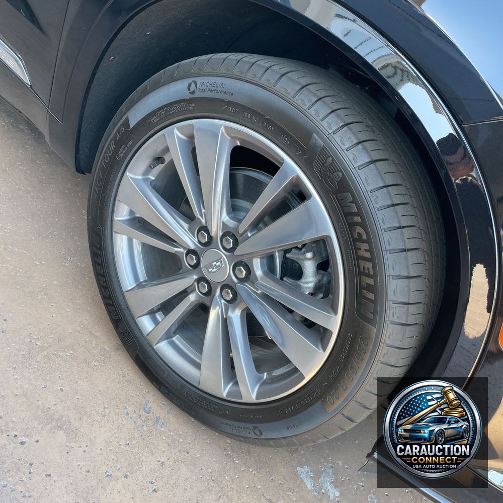 2025 Cadillac XT6 Premium Luxury