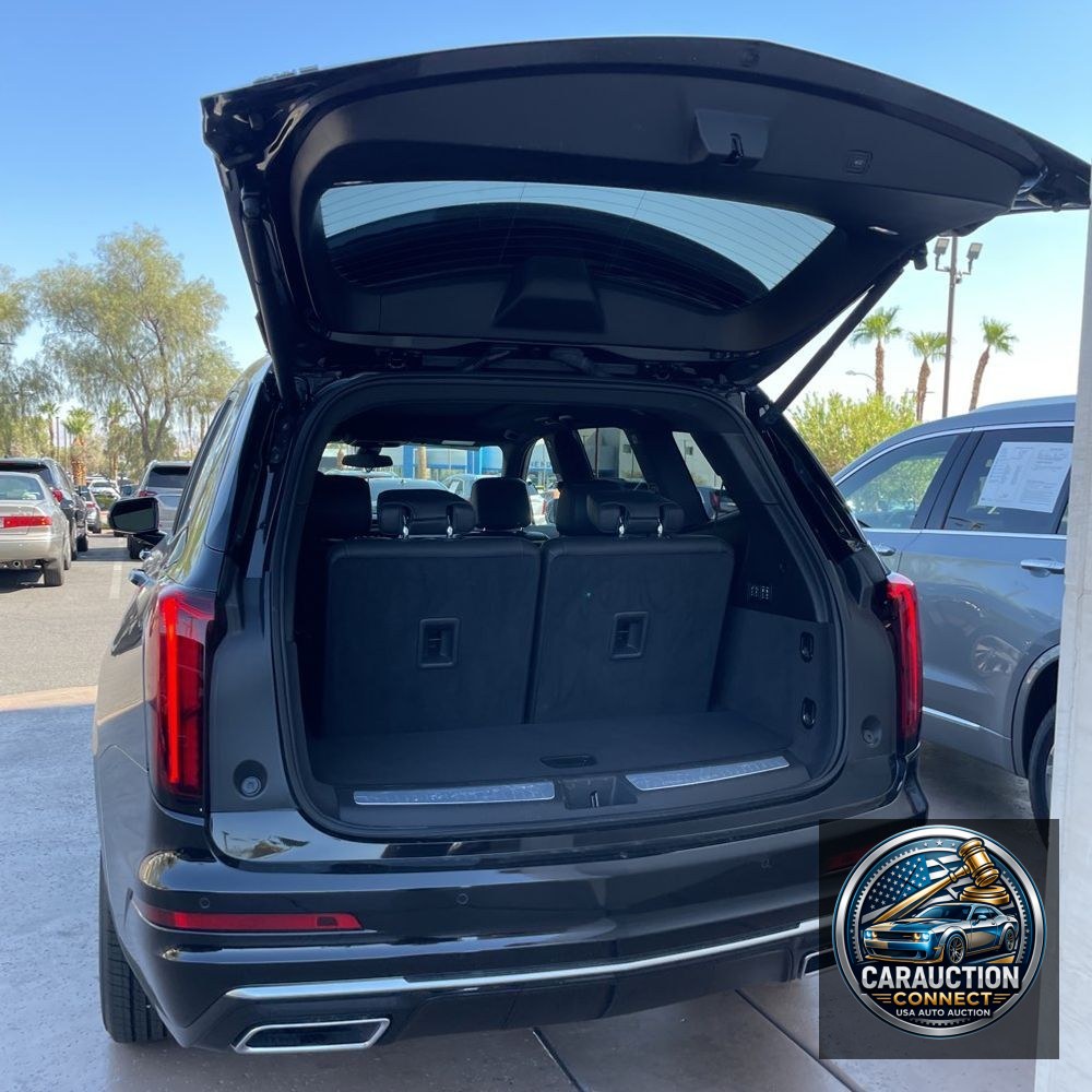 2025 Cadillac XT6 Premium Luxury