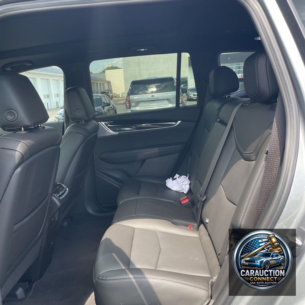 2024 Cadillac XT6 Premium Luxury