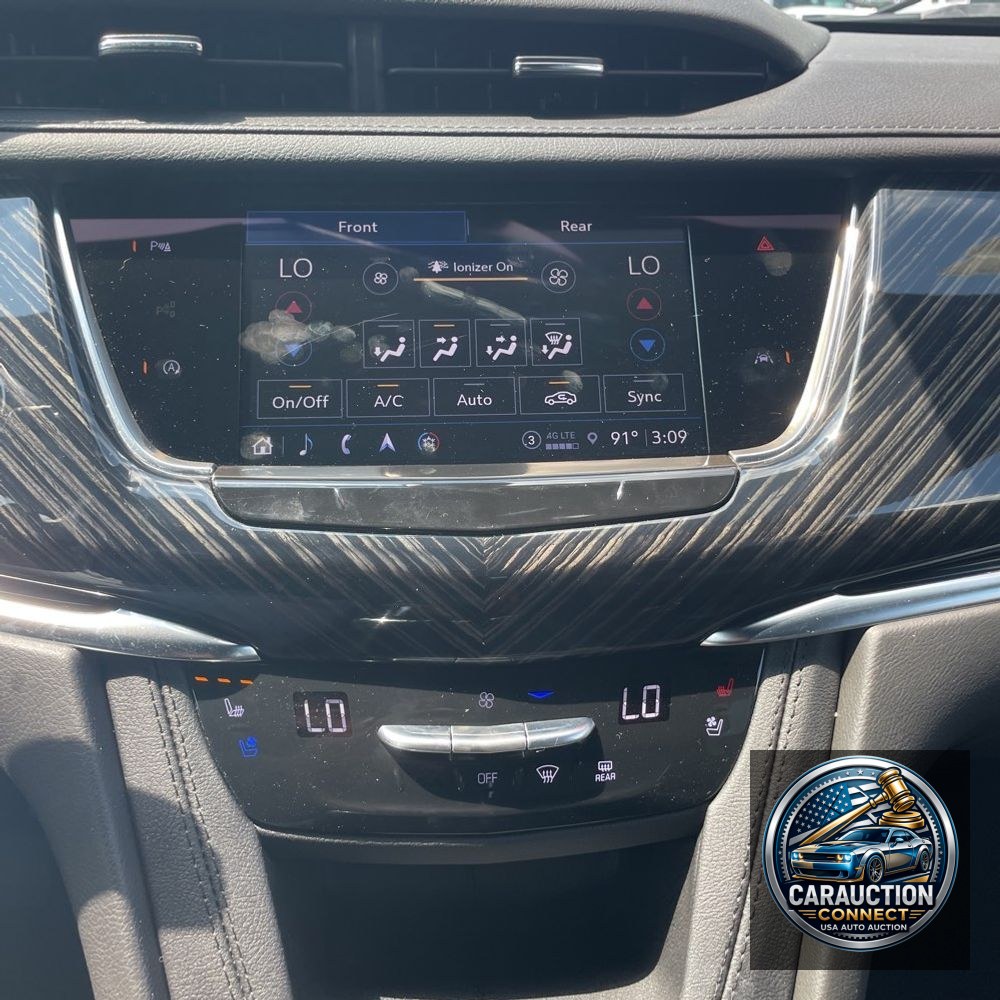 2024 Cadillac XT6 Premium Luxury