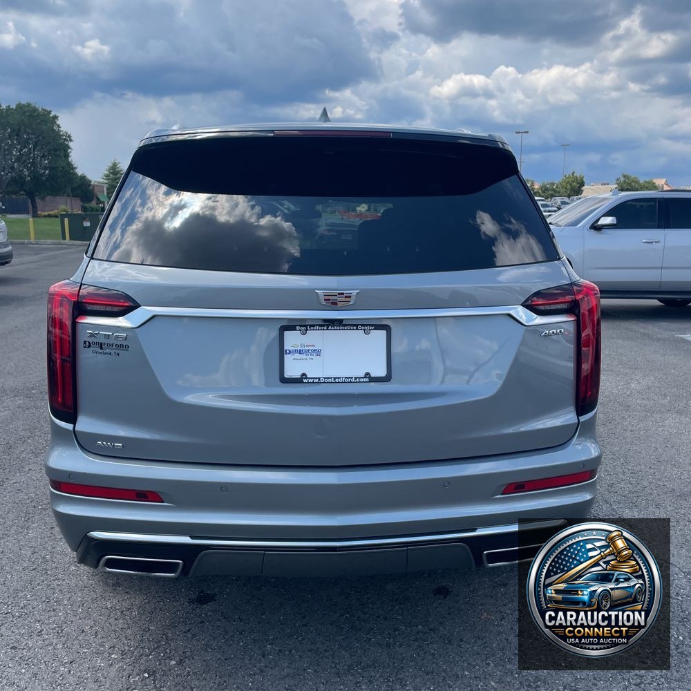 2024 Cadillac XT6 Premium Luxury