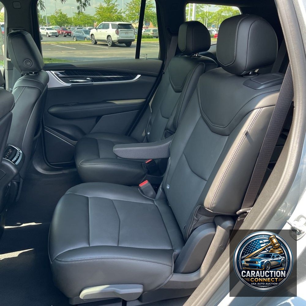 2025 Cadillac XT6 Premium Luxury