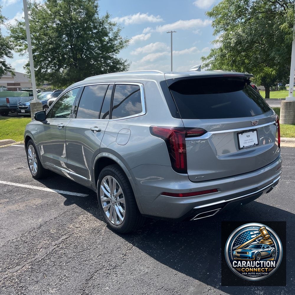 2025 Cadillac XT6 Premium Luxury