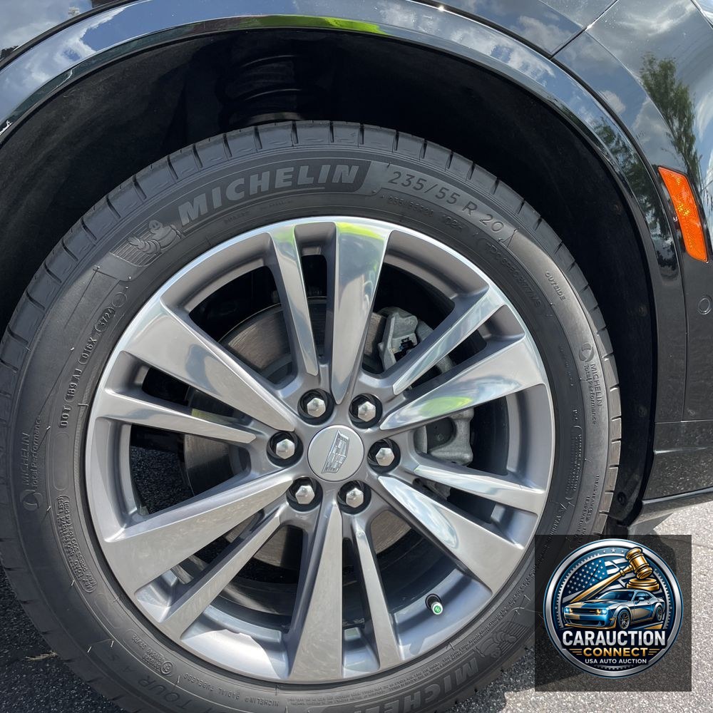 2025 Cadillac XT6 Premium Luxury