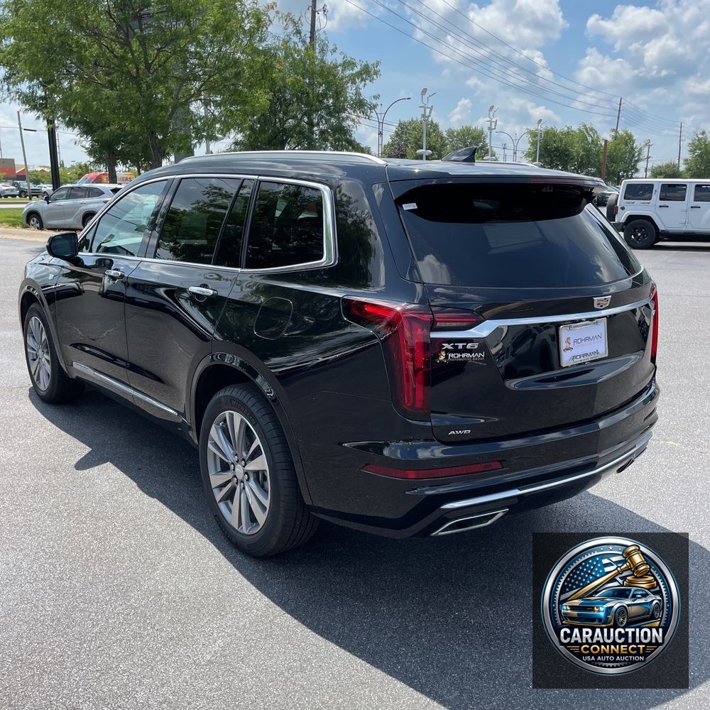 2025 Cadillac XT6 Premium Luxury
