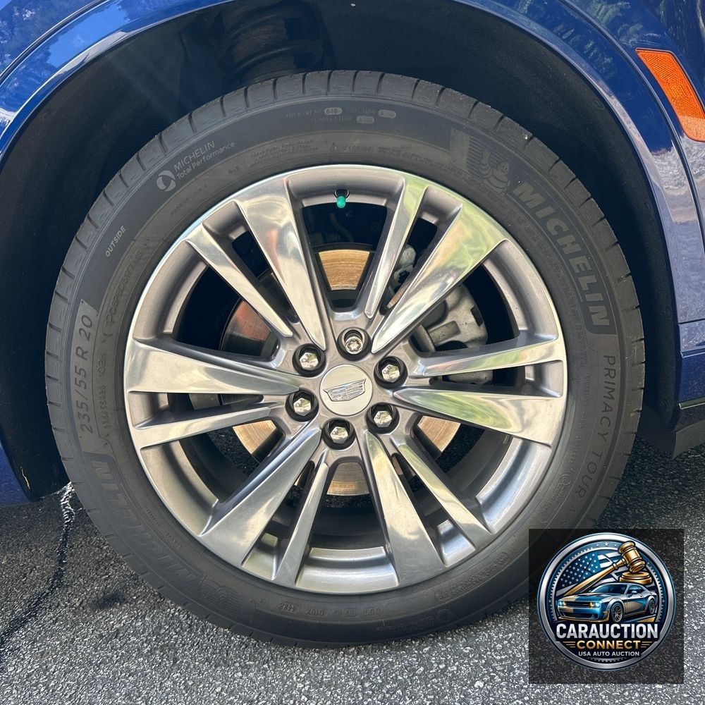 2023 Cadillac XT6 Premium Luxury