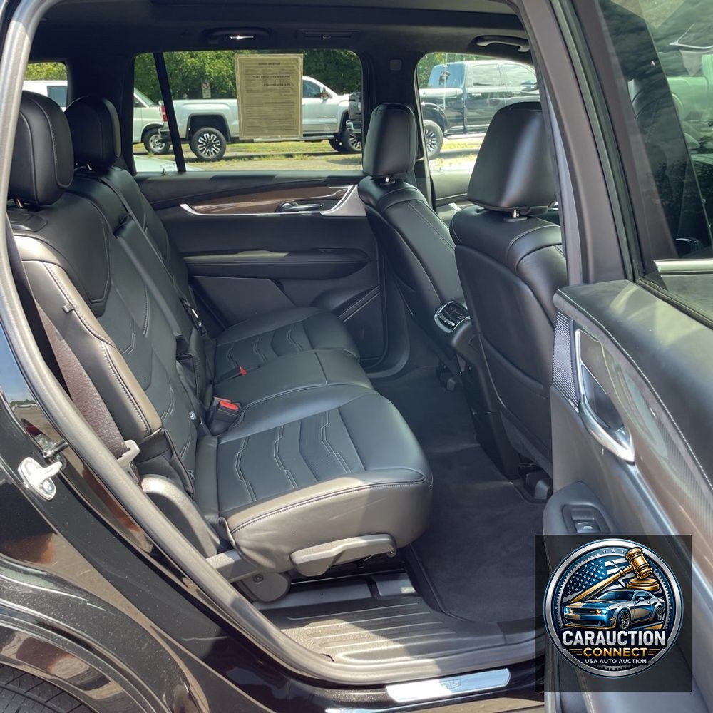 2024 Cadillac XT6 Premium Luxury