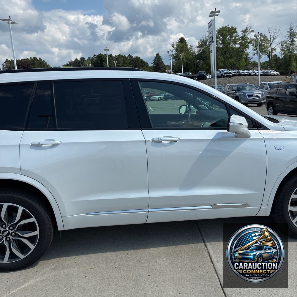 2025 Cadillac XT6 Sport