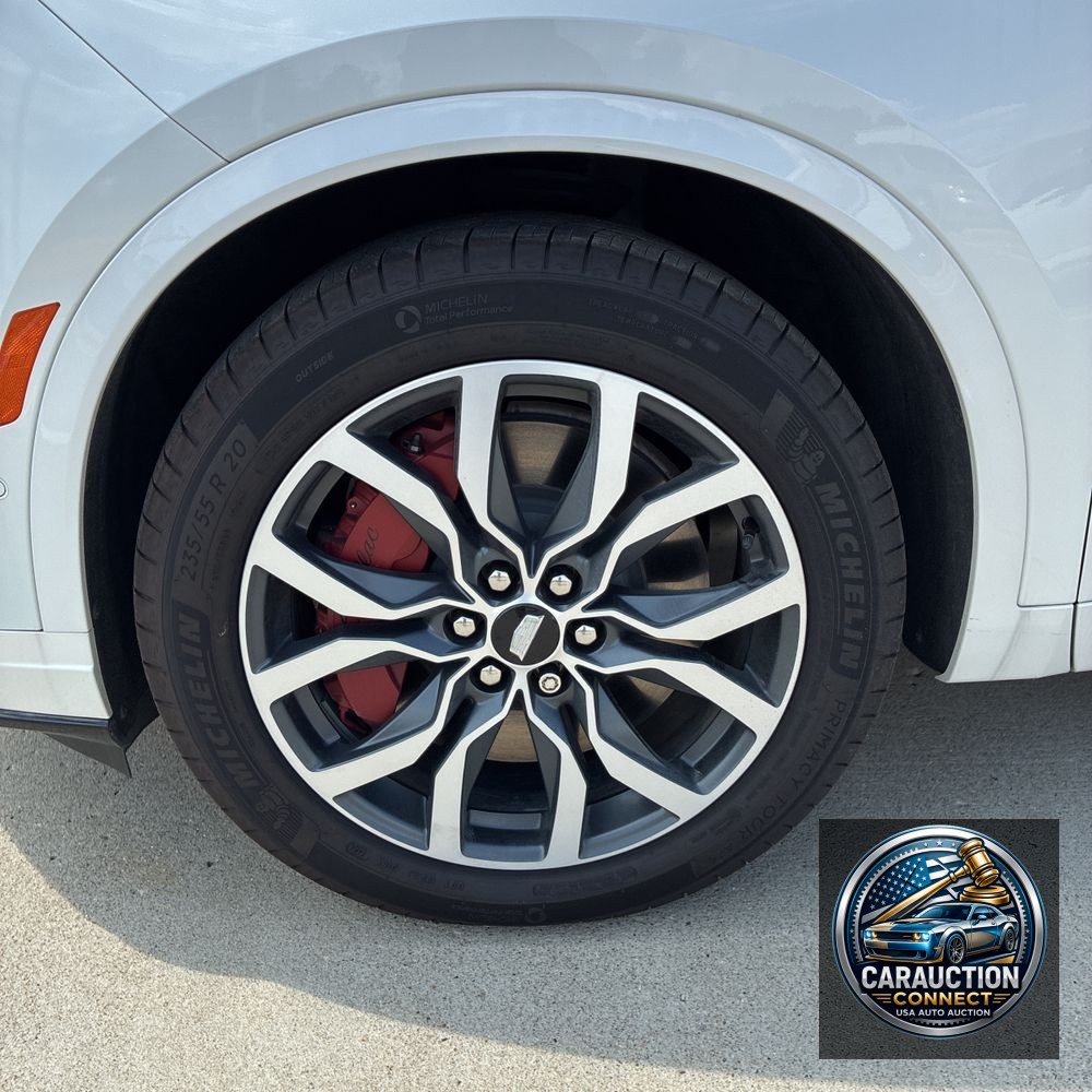 2025 Cadillac XT6 Sport