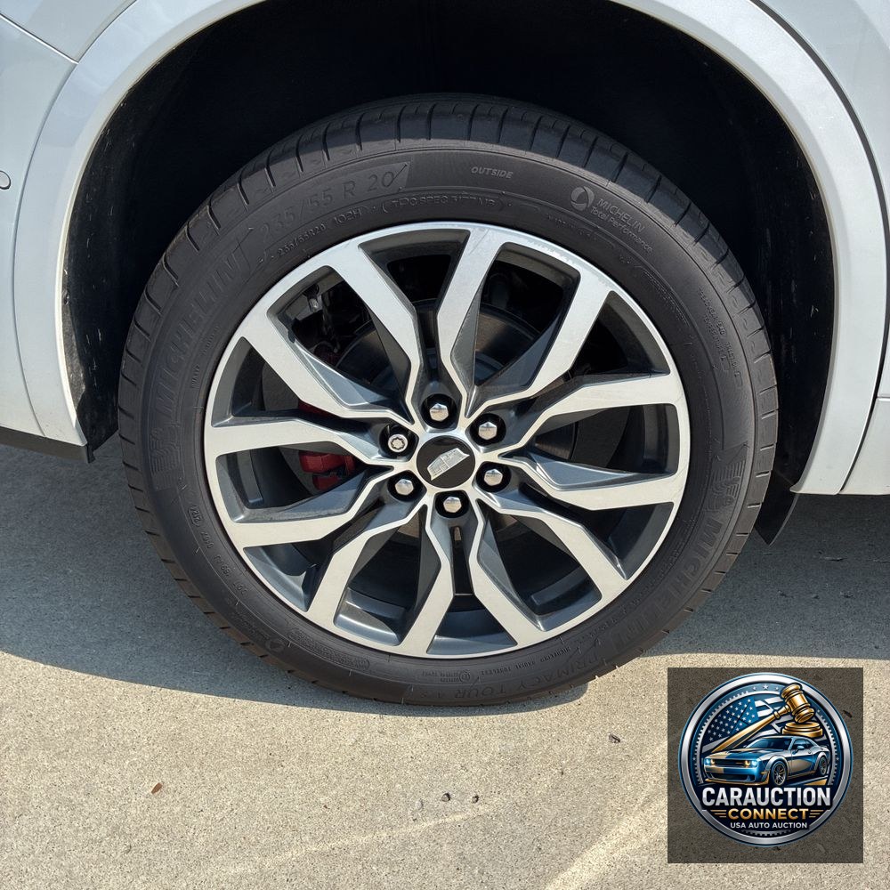 2025 Cadillac XT6 Sport
