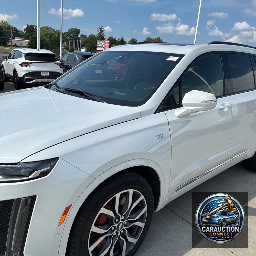 2025 Cadillac XT6 Sport